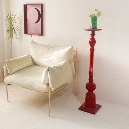 Gulnar Pedestal