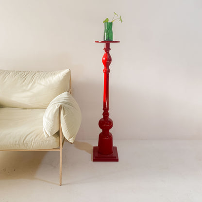 Gulnar Pedestal