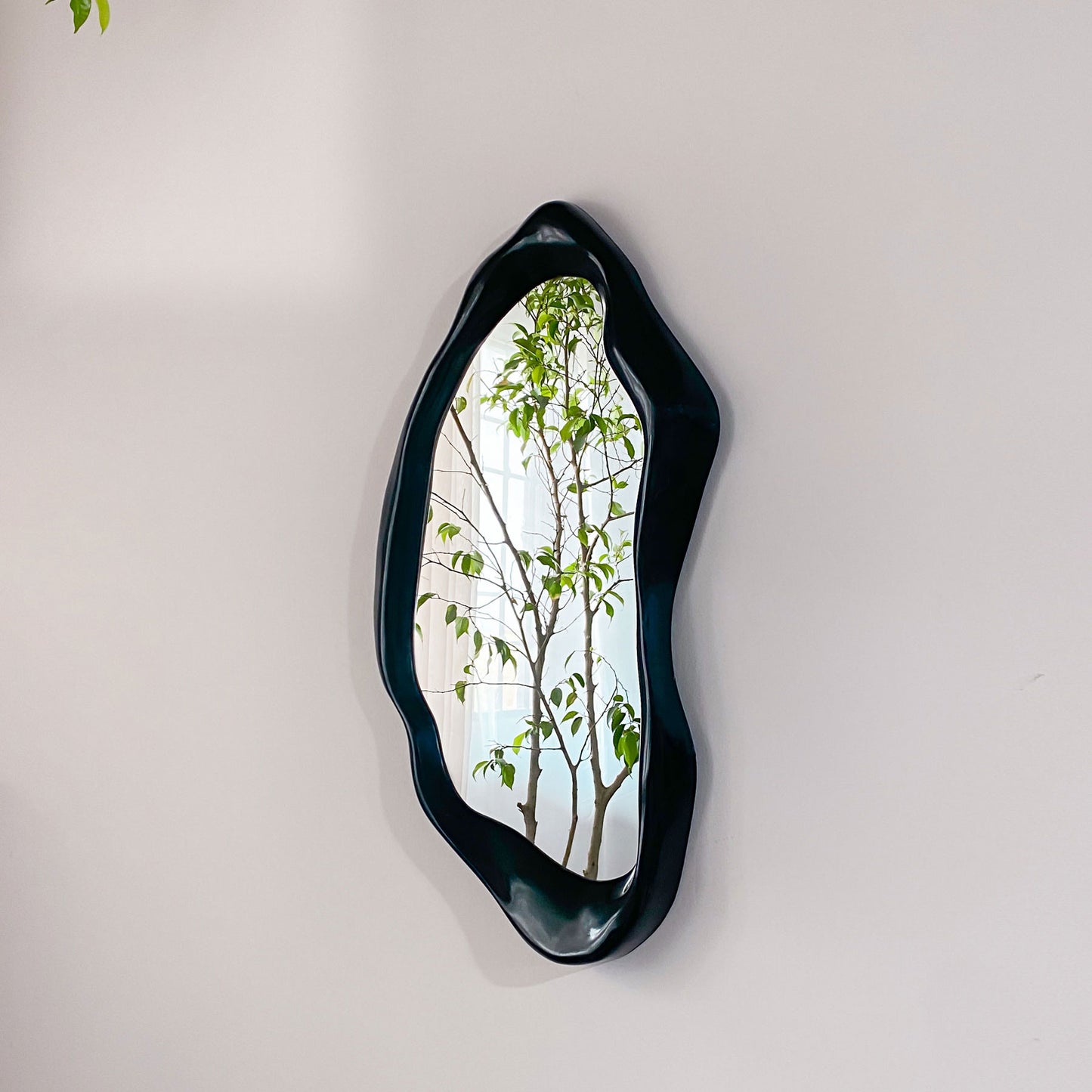 Blob Mirror