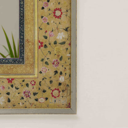 Purana Lahore Mirror