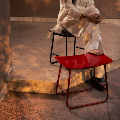 Qaus Stool
